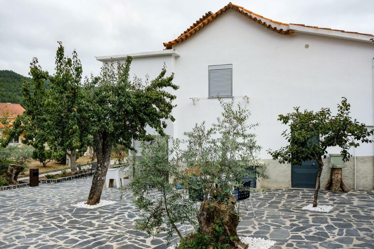 Готель Casa Do Ferreiro II Ґойш Екстер'єр фото